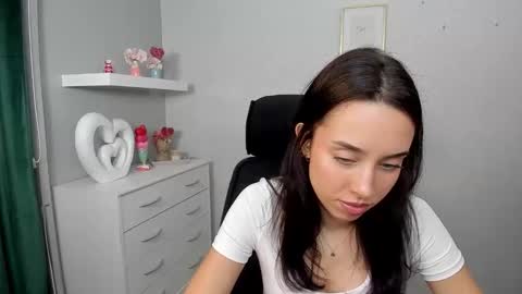 Adele online show from March 23, 6:29 am