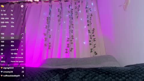 adelinaconte1 online show from January 17, 2:26 pm