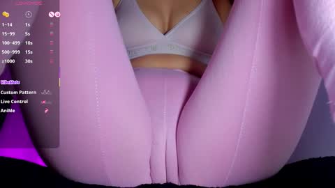 adelinaconte1 online show from January 7, 12:54 pm