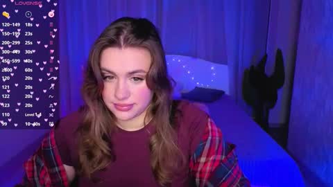 Snapshot of adelynnn chatting on October 24, 7:58 pm Ada online show from October 24, 7:58 pm