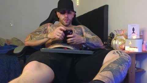 Ades online show from April 7, 8:16 am