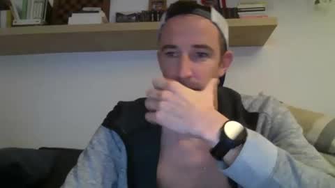 adibou13 online show from February 3, 6:01 pm