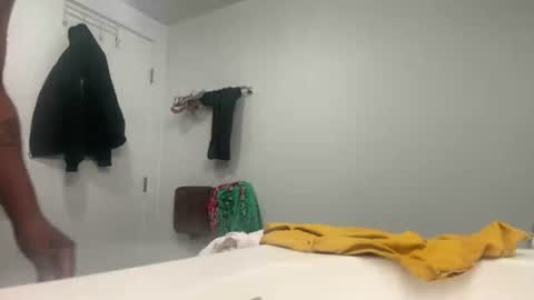 adick_ting online show from August 8, 6:40 pm