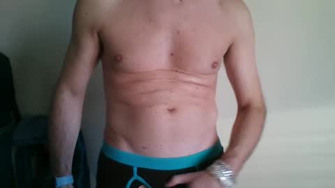 Snapshot of adj71 chatting on December 18, 11:02 am ADJ777 online show from December 18, 11:02 am