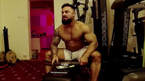 Adonis online show from October 27, 9:15 pm