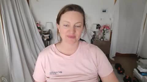 adorable22 online show from May 23, 3:52 pm