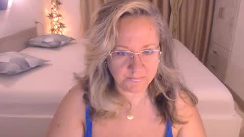 Cryna online show from October 21, 4:06 am