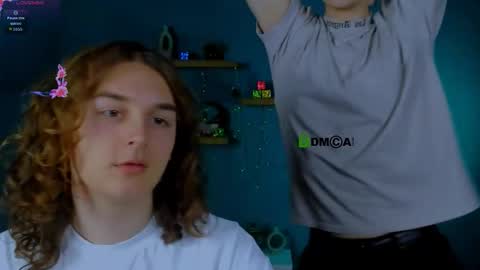 adrian_hart online show from January 8, 9:59 am