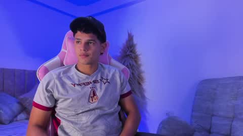ADRIAN online show from May 6, 6:58 pm