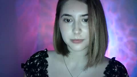 adrianabliss_ online show from September 19, 7:56 am