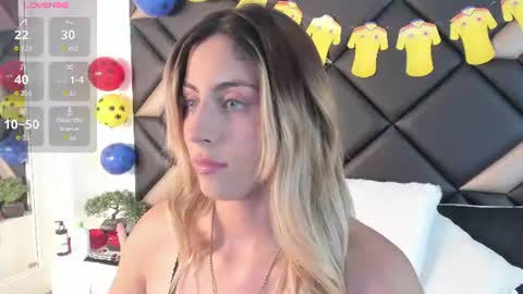 Adriana Harlow online show from June 25, 7:08 pm