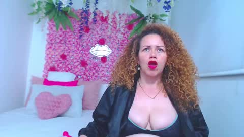 adriel_and_risitos_ online show from October 2, 8:46 am