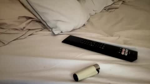 adriiiii online show from December 13, 5:43 pm