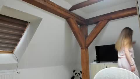 adventurina online show from January 7, 1:49 pm