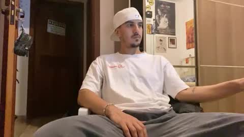 Luci online show from November 12, 3:09 am