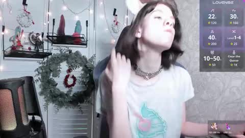 Tiana online show from December 20, 7:37 am