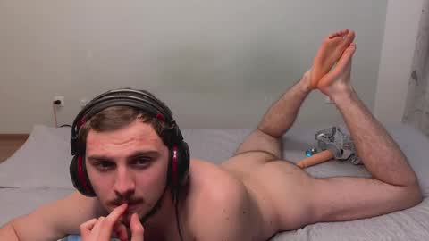 aestheticbull online show from March 11, 8:09 pm