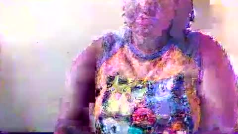 loise online show from May 26, 6:52 am
