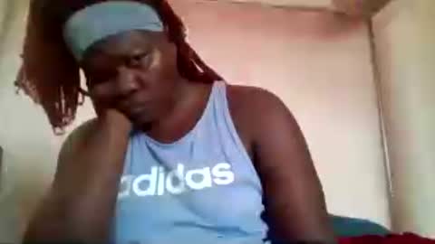 i wish to be someones real princess online show from July 31, 8:26 am