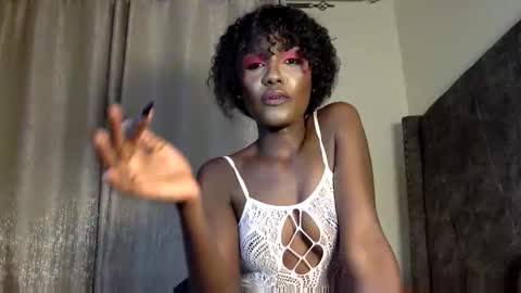 africansweerie20 online show from November 16, 5:37 pm