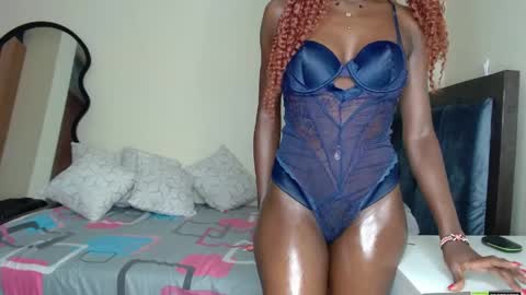 Mia online show from March 29, 11:17 pm