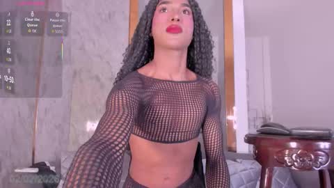 afrikan_diva online show from February 3, 4:10 am