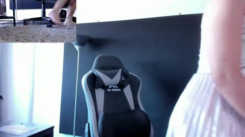 Agata Collinss online show from March 31, 2:50 pm