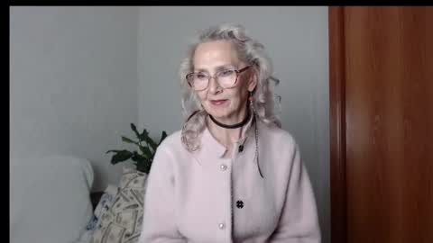 Agatha online show from September 13, 1:57 pm