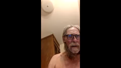 agedhardwood59618233 online show from February 14, 10:12 pm