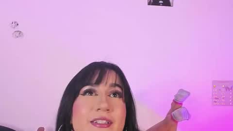 Maggie   online show from November 15, 12:45 am