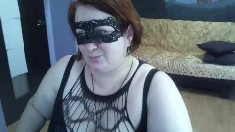 AgilaMipo online show from April 25, 8:05 am