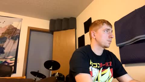 Snapshot of agingerboyx chatting on February 8, 2:26 am agingerboyx online show from February 8, 2:26 am