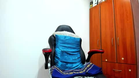 Agustin online show from February 25, 11:59 pm