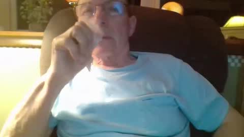 aguynrkfrd online show from April 17, 9:00 am