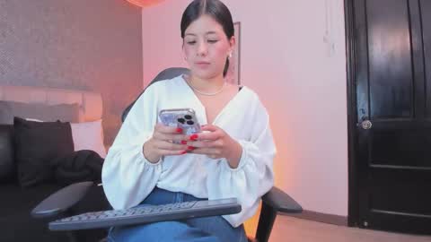 Ahmara  online show from September 19, 12:09 pm