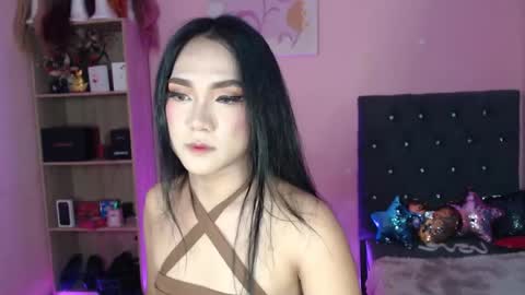 Snapshot of ahmrigrande chatting on January 26, 3:47 pm Ahmri online show from January 26, 3:47 pm