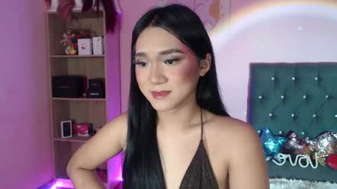 Snapshot of ahmrigrande chatting on December 28, 4:08 am Ahmri online show from December 28, 4:08 am