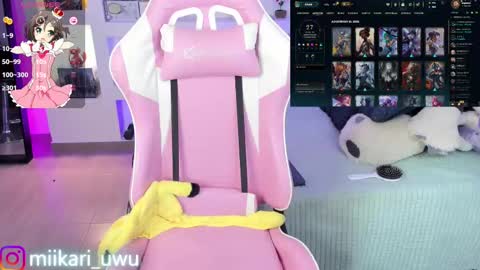 Ahri help me get to 100  online show from February 11, 8:48 am