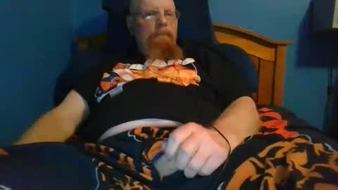 hrnycummer online show from November 24, 6:34 am