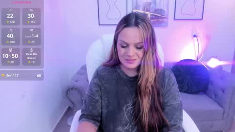 AIDA ADAMS online show from October 9, 8:03 pm