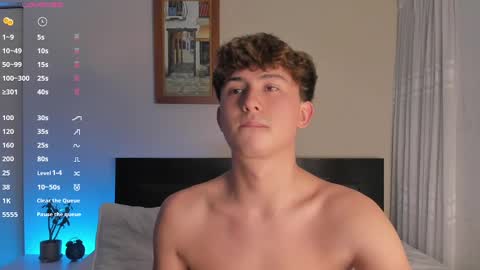 Snapshot of aidan_hale chatting on December 11, 12:12 am A H  online show from December 11, 12:12 am