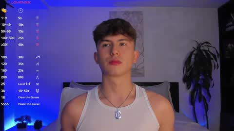 Snapshot of aidan_hale chatting on January 30, 2:27 am A H  online show from January 30, 2:27 am