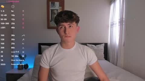 Snapshot of aidan_hale chatting on December 19, 7:07 pm A H  online show from December 19, 7:07 pm