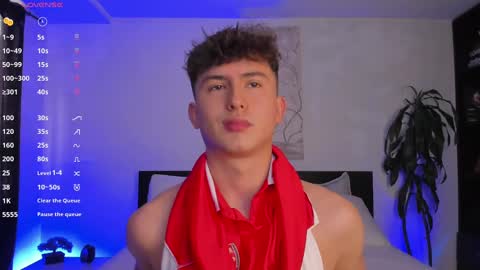 Snapshot of aidan_hale chatting on January 30, 8:31 pm A H  online show from January 30, 8:31 pm