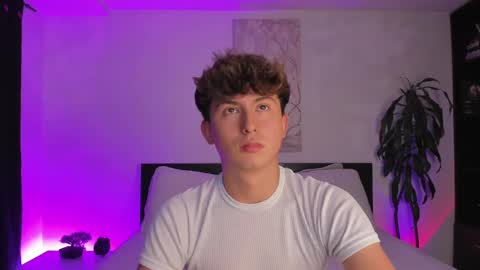 Snapshot of aidan_hale chatting on January 18, 4:15 am A H  online show from January 18, 4:15 am