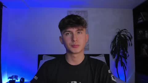 Snapshot of aidan_hale chatting on January 28, 1:50 am A H  online show from January 28, 1:50 am