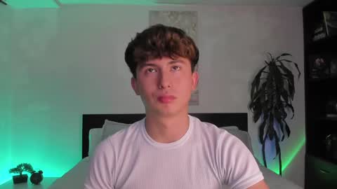 Snapshot of aidan_hale chatting on January 17, 2:08 am A H  online show from January 17, 2:08 am