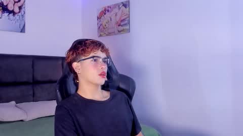 Aiden  online show from September 17, 12:19 pm