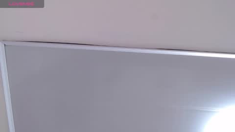 Ailyn online show from November 24, 9:35 pm