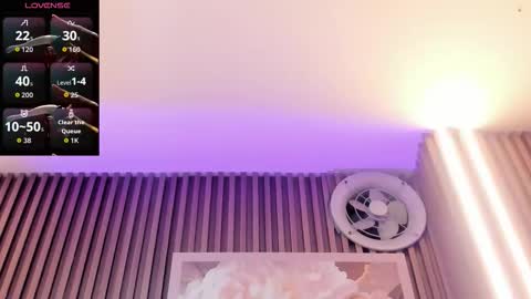   online show from September 21, 3:32 am